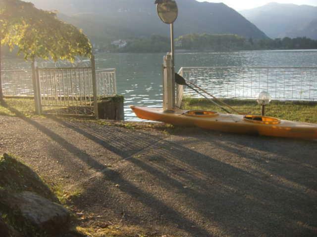 B&B In Riva Al Lago Avigliana Exterior foto